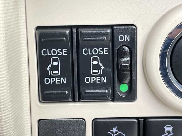 ダイハツ ムーヴ キャンバス G ブラックインテリア リミテッド SAⅢ 愛媛県 2021(令3)年 2.5万km パールホワイトⅢ 社外ナビ（ECLIPSE）/・Bluetooth/・CD/DVD USB/フルセグTV/パノラミックビューモニター/両側パワースライドドア/前後ドライブレコーダー/ETC/LEDヘッドライト/フォグランプ/スマートアシストIII/アイドリングストップ/オートライト/オートマチックハイビーム/ステアリングスイッチ/スマートキー/スペアキー