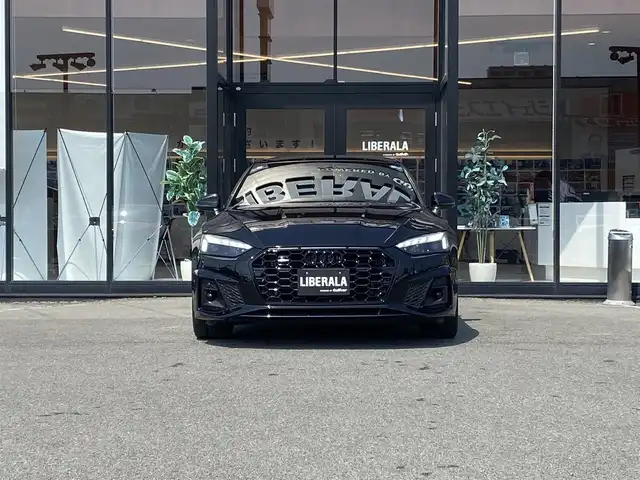 アウディ Ａ５ SB 40TDIクワトロ Sライン 福岡県 2023(令5)年 3.3万km 黒 ・サンルーフ/・アダプティブクルーズコントロール/・純正ナビ／Ｂｌｕｅｔｏｏｔｈ／ＵＳＢ／ｃａｒｐｌａｙ/・全方位カメラ/・ハーフレザーシート/シートヒーター/・ドラレコ/・ETC/・純正19AW/・LEDライト/・保証書/・取扱説明書