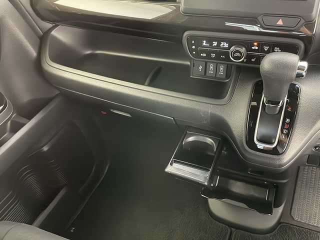 ホンダ Ｎ ＢＯＸ カスタム G L ホンダセンシング 長野県 2019(令1)年 4.3万km クリスタルブラックパール 4WD/ホンダセンシング/純正ナビ/(フルセグ/CD/DVD/BT)/バックカメラ/ＥＴＣ/片側パワースライドドア/レーダークルーズコントロール/LEDヘッドライト/フォグランプ/前席シートヒーター/純正アルミホイール/シーケンシャルウィンカー/オートエアコン/アイドリングストップ/ドアバイザー/ウィンカーミラー/スマートキー
