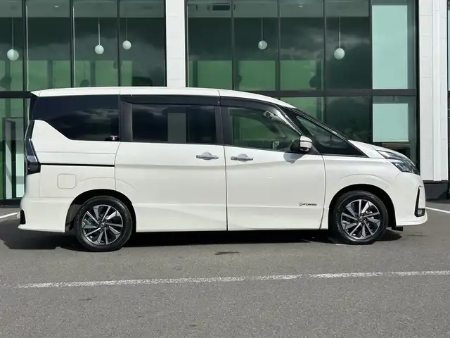 日産 セレナ