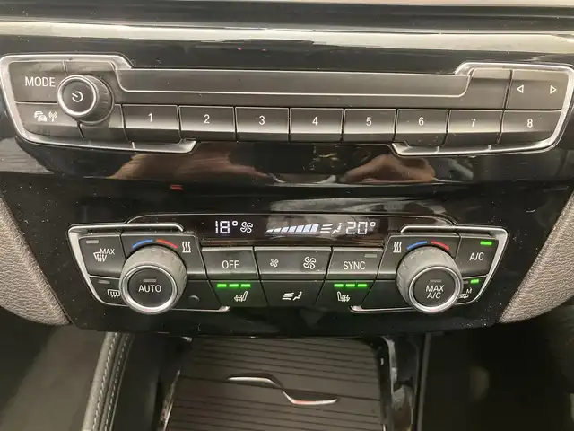 ＢＭＷ Ｘ１ xDrive 18d xライン 熊本県 2019(令1)年 3.3万km 黒 ・スマートキー/・プッシュスタート/・インテリジェントセーフティ/・PDC自動起動/・パーキングアシスト/・クルーズコントロール(追従式)/・ハーフレザーシート/・前席シートヒーター /・純正HDDナビ/　【Bluetooth・USB】/・バックカメラ/・ETC/・パワーバックドア/・LEDヘッドランプ/・フォグランプ/・純正マット