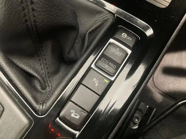 ＢＭＷ Ｘ１ xDrive 18d xライン 熊本県 2019(令1)年 3.3万km 黒 ・スマートキー/・プッシュスタート/・インテリジェントセーフティ/・PDC自動起動/・パーキングアシスト/・クルーズコントロール(追従式)/・ハーフレザーシート/・前席シートヒーター /・純正HDDナビ/　【Bluetooth・USB】/・バックカメラ/・ETC/・パワーバックドア/・LEDヘッドランプ/・フォグランプ/・純正マット