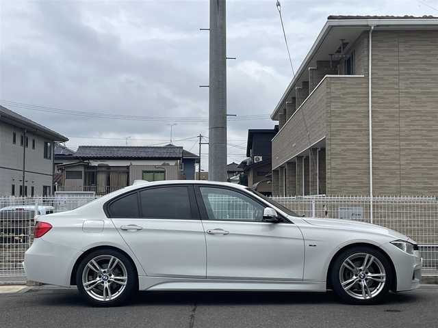 ＢＭＷ ３２０ｉ Mスポーツ 福島県 2013(平25)年 7.4万km アルピンホワイトⅢ 純正HDDナビ/CD/DVD/BT/USB/純正18インチAW(社外AW＋冬タイヤ積込)/リアクリアランスソナー/パワーシート/バックカメラ/クルーズコントロール/パドルシフト/アイドリングストップ/プッシュスタート/ドライブレコーダー/オートライト/キセノンライト/フォグ/リアフォグ/フロアマット/ETC