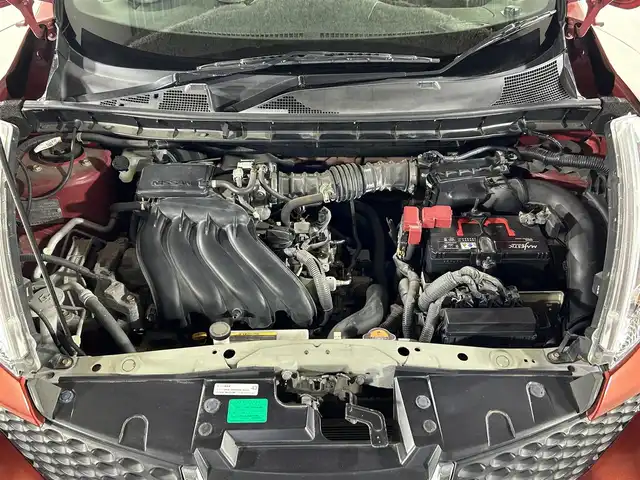 日産 ジューク 15RX タイプV 佐賀県 2011(平23)年 4.4万km ラディアントレッド 純正ナビ(MP310-W)/CD/DVD/ワンセグTV/Bluetooth/純正フロアマット/ハロゲンライト/ヘッドライトレベライザー/リモコンキー /電動格納ミラー/取扱説明書/パワーウィンドウ
