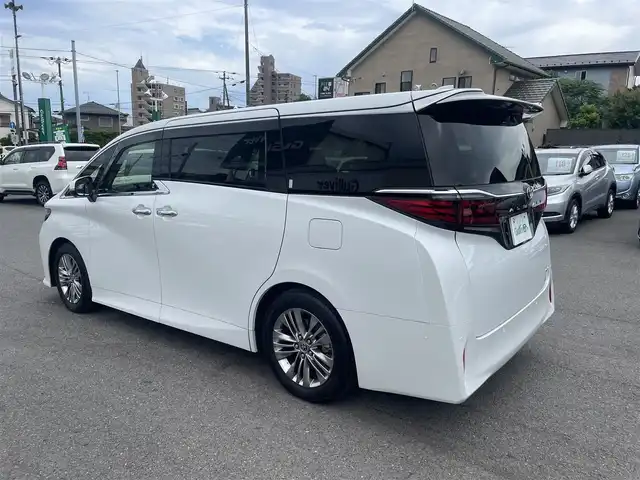 トヨタ アルファードハイブリット Z 神奈川県 2024(令6)年 0.4万km パール
