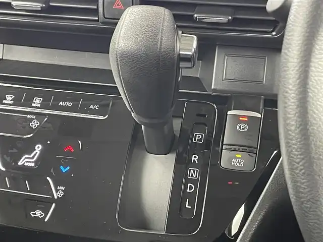 日産 ルークス HWS X プロパイロットED 埼玉県 2023(令5)年 0.6万km フローズンバニラパール/アッシュブラウンM 純正9インチナビ アラウンドビューモニター プロパイロット リアサーキュレーター LEDヘッドライト インテリジェントルームミラー ドライブレコーダー 純正アルミホイール 両側パワースライドドア