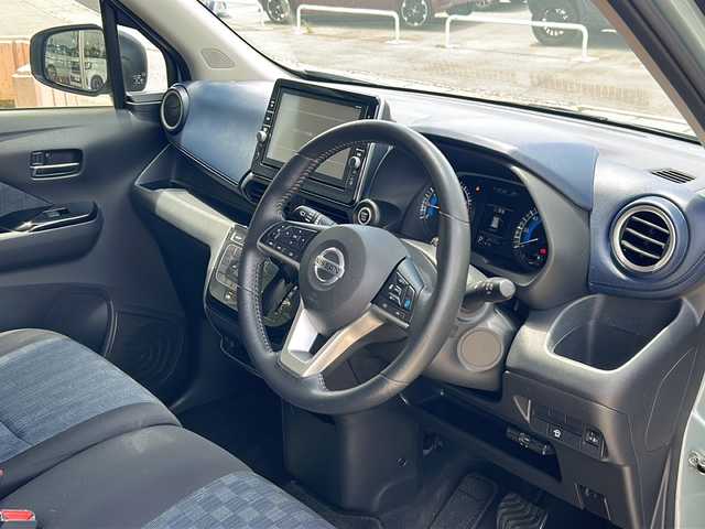 日産 デイズ HWS X プロパイロットED 静岡県 2019(令1)年 2.1万km アッシュブラウン/ソーダブルー 純正ナビ/・CD/DVD/・FM/AM/・Bluetooth/・SD/・フルセグTV/主要装備/・アラウンドビューモニター/・プロパイロット/・ＬＥＤヘッドライト/・サイドカーテンエアバッグ/・アイドリングストップ/・オートホールド/・ＥＴＣ/・横滑り防止装置/・１４インチ純正アルミ/・オートライト