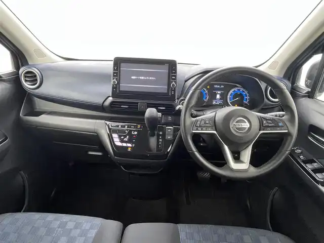 日産 デイズ HWS X プロパイロットED 熊本県 2019(令1)年 2.1万km アッシュブラウン/ソーダブルー 純正ナビMM318D-L/・CD/DVD/・FM/AM/・Bluetooth/・SD/・フルセグTV/主要装備/・アラウンドビューモニター/・プロパイロット/・インテリジェントエマージェンシーブレーキ/・車線逸脱警報機能/・車線逸脱防止支援システム/・踏み間違い衝突防止アシスト/・ふらつき警報機能/・標識認識機能/・先行車発進お知らせ機能/・横滑り防止/・アイドリングストップ/・ＬＥＤヘッドライト/・サイドカーテンエアバッグ/・アイドリングストップ/・ＥＴＣ/・１４インチ純正アルミ/・オートライト/スマートキー/プッシュスタート/スペアキー1本/保証書/取扱説明書