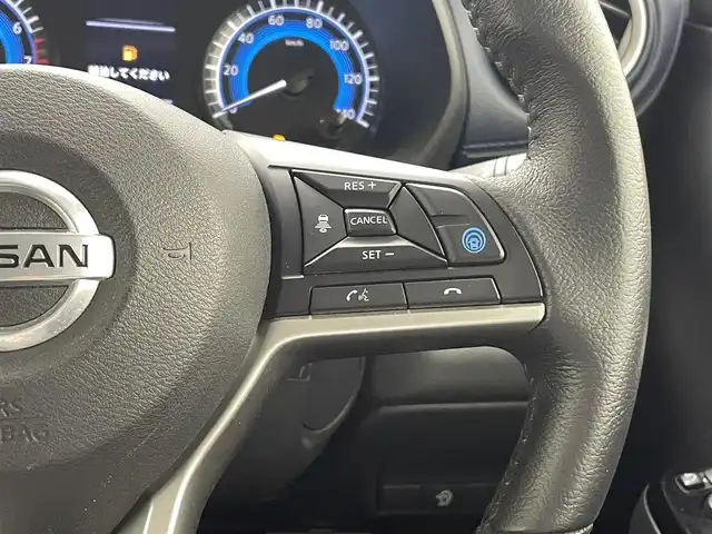 日産 デイズ HWS X プロパイロットED 熊本県 2019(令1)年 2.1万km アッシュブラウン/ソーダブルー 純正ナビMM318D-L/・CD/DVD/・FM/AM/・Bluetooth/・SD/・フルセグTV/主要装備/・アラウンドビューモニター/・プロパイロット/・インテリジェントエマージェンシーブレーキ/・車線逸脱警報機能/・車線逸脱防止支援システム/・踏み間違い衝突防止アシスト/・ふらつき警報機能/・標識認識機能/・先行車発進お知らせ機能/・横滑り防止/・アイドリングストップ/・ＬＥＤヘッドライト/・サイドカーテンエアバッグ/・アイドリングストップ/・ＥＴＣ/・１４インチ純正アルミ/・オートライト/スマートキー/プッシュスタート/スペアキー1本/保証書/取扱説明書