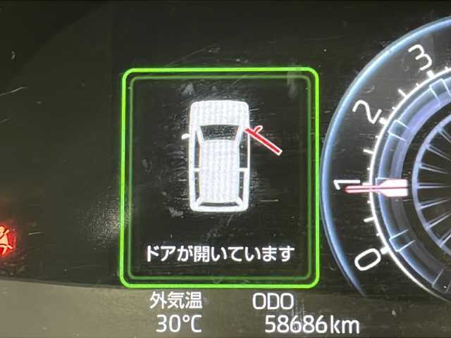 ダイハツ ロッキー G 鹿児島県 2020(令2)年 5.9万km ブラックマイカメタリック/コンパーノレッド 純正ディスプレイオーディオ/（フルセグ/Bluetooth/AM/FM）　/パノラミックビューモニター　/バックカメラ　/前席シートヒーター　/純正ドライブレコーダー　/純正ドアバイザー　/電動格納ミラー　/レーダークルーズコントロール　/レーンキープアシスト/デジタルインナーミラー/スマートキー/プッシュスタートボタン/保証書/取扱説明書/スペアキー1本