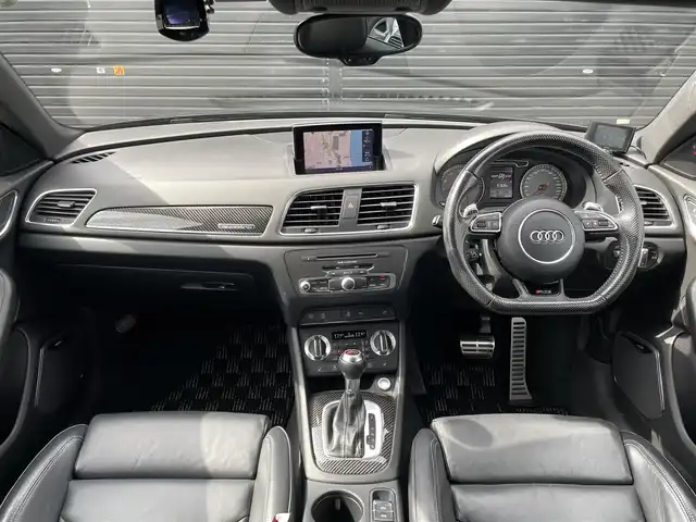 アウディ ＲＳＱ３ 三重県 2014(平26)年 7.7万km ファントムブラックパールエフェクト 純正HDDナビ(フルセグTV/CD/DVD/BT)/バックモニター/BOSEサウンド/コーナーセンサー/アウディサイドアシスト/アウディアクティブレーンアシスト /クルーズコントロール/純正ドライブレコーダー/レーダー探知機/ETC/シートヒーター/USB/純正フロアマット/純正20インチアルミホイール/プッシュスタート/スマートキー