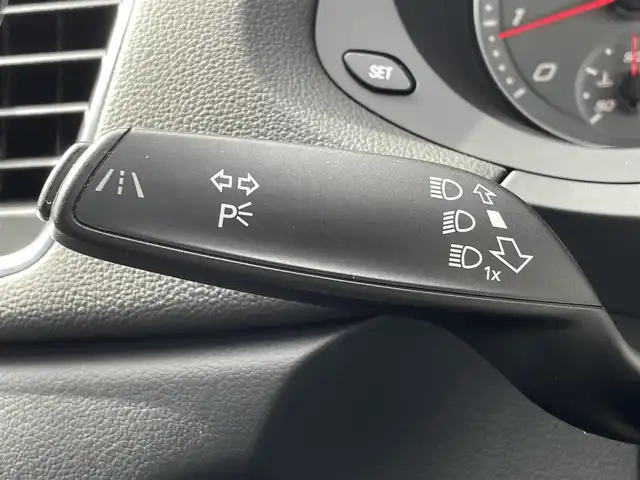 アウディ ＲＳＱ３ 三重県 2014(平26)年 7.7万km ファントムブラックパールエフェクト 純正HDDナビ(フルセグTV/CD/DVD/BT)/バックモニター/BOSEサウンド/コーナーセンサー/アウディサイドアシスト/アウディアクティブレーンアシスト /クルーズコントロール/純正ドライブレコーダー/レーダー探知機/ETC/シートヒーター/USB/純正フロアマット/純正20インチアルミホイール/プッシュスタート/スマートキー