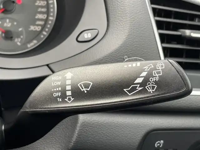 アウディ ＲＳＱ３ 三重県 2014(平26)年 7.7万km ファントムブラックパールエフェクト 純正HDDナビ(フルセグTV/CD/DVD/BT)/バックモニター/BOSEサウンド/コーナーセンサー/アウディサイドアシスト/アウディアクティブレーンアシスト /クルーズコントロール/純正ドライブレコーダー/レーダー探知機/ETC/シートヒーター/USB/純正フロアマット/純正20インチアルミホイール/プッシュスタート/スマートキー