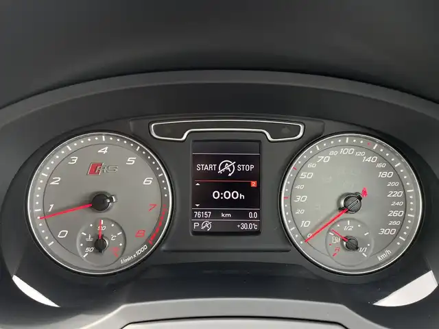 アウディ ＲＳＱ３ 三重県 2014(平26)年 7.7万km ファントムブラックパールエフェクト 純正HDDナビ(フルセグTV/CD/DVD/BT)/バックモニター/BOSEサウンド/コーナーセンサー/アウディサイドアシスト/アウディアクティブレーンアシスト /クルーズコントロール/純正ドライブレコーダー/レーダー探知機/ETC/シートヒーター/USB/純正フロアマット/純正20インチアルミホイール/プッシュスタート/スマートキー