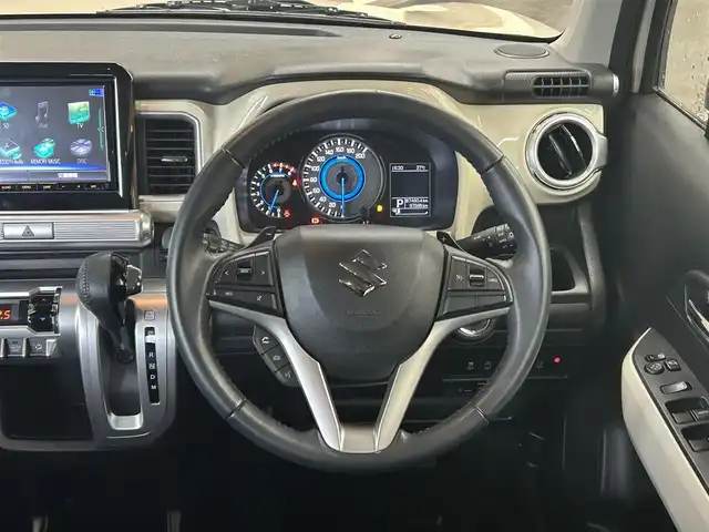 スズキ クロスビー HYBRID MZ 宮崎県 2018(平30)年 9.8万km キャラバンアイボリーパールメタリック/ホワイト 2トーンルーフ /ナビ(CN-RZ83)//TV/CD/DVD/Bluetooth//ビルトインETC//オートライト//純正フロアマット//純正アルミホイール//ドアバイザー