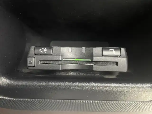トヨタ ポルテ F アラモード 埼玉県 2014(平26)年 5.8万km クリームベージュ 純正ナビ　フルセグＴＶ　Ｂｌｕｅｔｏｏｔｈ　パワースライドドア　バックカメラ　ＥＴＣ　フォグランプ　スマートキー　プッシュスタート　純正フロアマット　ドアバイザー