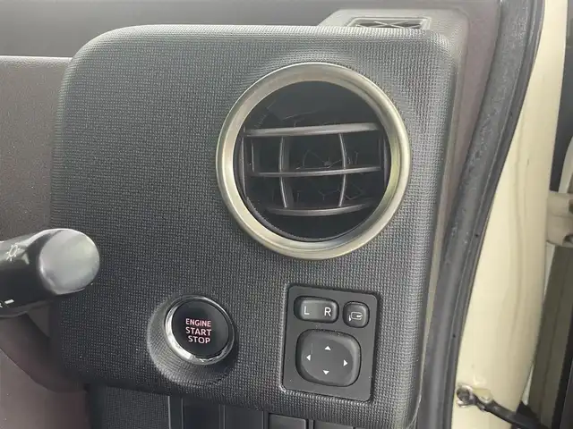 トヨタ ポルテ F アラモード 埼玉県 2014(平26)年 5.8万km クリームベージュ 純正ナビ　フルセグＴＶ　Ｂｌｕｅｔｏｏｔｈ　パワースライドドア　バックカメラ　ＥＴＣ　フォグランプ　スマートキー　プッシュスタート　純正フロアマット　ドアバイザー