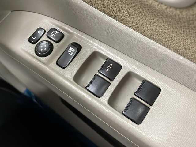 スズキ パレット X 愛知県 2011(平23)年 10.6万km ブルーイッシュブラックパール3 /社外HDDナビ//AM・FM・フルセグTV・CD・DVD・BT・USB//片側パワースライドドア//プッシュスタート//ETC//フルフラットシート//ベンチシート//HIDヘッドライト//電動ミラー//社外フロアマット//オートエアコン//ドアバイザー//W＋Sエアバッグ