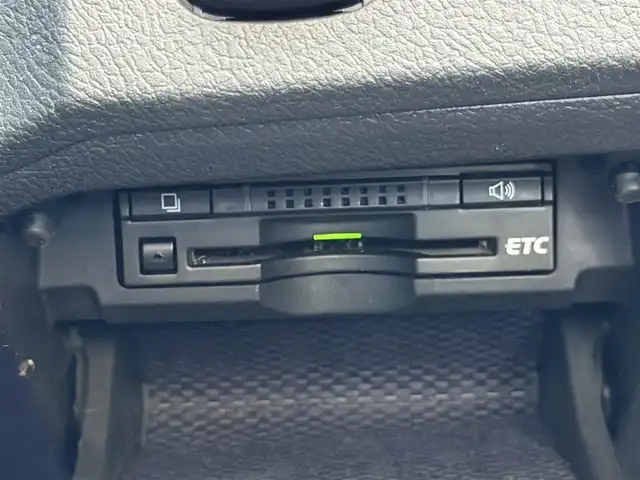 トヨタ マークＸ 250G 兵庫県 2015(平27)年 3.2万km ホワイトパールクリスタルシャイン 社外エアロ/車高調(TEIN)/社外ナビ/(CD/DVD/BT/SD)/フルセグTV/バックカメラ/ETC/社外ツィーター/社外テールランプ/純正テールランプ積み込み有/純正アルミホイール積み込み有/社外アルミ18インチ/前後コーナーセンサー/レザーシート/パワーシート/HIDヘッドライト/オートライト/純正フロアマット/純正ドアバイザー/取扱説明書・保証書
