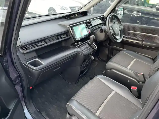 ホンダ ステップワゴン スパーダ クールスピリット 千葉県 2015(平27)年 12.5万km プレミアムスパイスパープルP ・純正ナビ（VXM-155VFNi）/・TV/BT/DVD/USB/・衝突被害軽減ブレーキ/・レーンキープアシスト/・レーダークルーズコントロール/・ビルドインETC/・パドルシフト/・シートヒーター/・LEDヘッドライト/・フォグランプ/・社外後席モニター（アルパイン）/・ビルトインETC/・純正17インチAW/・ワクワクゲート/・社外ドライブレコーダー/・スマートキー/・スペアキー有/・プッシュスタート/・保証書/・取扱説明書