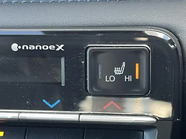 トヨタ ヴォクシー S－Z 奈良県 2023(令5)年 1.1万km スパークリングブラックパールクリスタルシャイン 純正10.5インチディスプレイオーディオ/(TV/BT/AppleCarPlay/AndroidAuto)/純正14インチフリップダウンモニター（V14T-R72R）/レーダークルーズコントロール/バックカメラ/ブラインドスポットモニター/前後コーナーセンサー/プリクラッシュセーフティ/レーンキープアシスト/両側パワースライドドア/パワーバックドア/ハーフレザーシート/全席シートヒーター/ヘッドアップディスプレイ/後席サンシェード/LEDヘッドライト/ETC2.0/純正17インチAW/保証書/取り扱い説明書/スペアキーX1