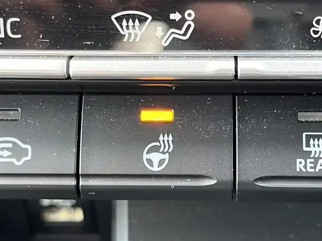 トヨタ ヴォクシー S－Z 奈良県 2023(令5)年 1.1万km スパークリングブラックパールクリスタルシャイン 純正10.5インチディスプレイオーディオ/(TV/BT/AppleCarPlay/AndroidAuto)/純正14インチフリップダウンモニター（V14T-R72R）/レーダークルーズコントロール/バックカメラ/ブラインドスポットモニター/前後コーナーセンサー/プリクラッシュセーフティ/レーンキープアシスト/両側パワースライドドア/パワーバックドア/ハーフレザーシート/全席シートヒーター/ヘッドアップディスプレイ/後席サンシェード/LEDヘッドライト/ETC2.0/純正17インチAW/保証書/取り扱い説明書/スペアキーX1