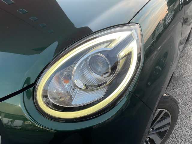 トヨタ パッソ モーダ　Gパッケージ 宮崎県 2016(平28)年 4.2万km ブラックマイカメタリック/ダークエメラルドマイカ 2トーン 純正ナビ Bluetooth バックカメラ フルセグTV CDチェンジャー コーナーセンサー（後ろ） アイドリングストップ プッシュスタート パワーウィンドウ パワーステアリング LEDライト