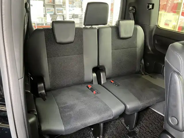 トヨタ ヴォクシー ZS 煌Ⅲ 神奈川県 2021(令3)年 2.8万km ブラッキッシュアゲハガラスフレーク 新車保証書/スマートキー/スペアキー/純正SDナビ・フルセグTV/CD・DVDビデオ・Bluetooth/バックカメラ/ビルトインETC2.0/両側パワースライドドア/トヨタセーフティセンス/・プリクラッシュセーフティシステム/・レーンディパーチャーアラート/・オートマチックハイビーム/・先行車発進告知機能/インテリジェントクリアランスソナー/クルーズコントロール/LEDヘッドライト/LEDフォグランプ/純正フロアーマット/純正ドアバイザー