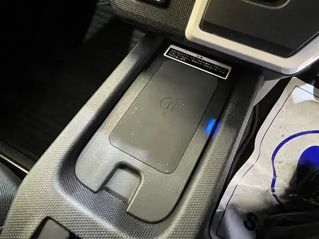 ダイハツ タフト G ターボ 岩手県 2020(令2)年 6.9万km サンドベージュメタリック ４WD/ターボ/ルーフレール/スカイフィールトップ/ワイヤレス充電/スマートアシスト/衝突回避支援ブレーキ/路外逸脱抑制機能/標識認識機能/先行車発進お知らせ機能/アダプティブクルーズコントロール/レーンキープコントロール/コーナーセンサー/アダプティブドライビングビーム/横滑り防止装置/アイドリングストップ/前席シートヒーター/純正ナビ/フルセグTV/バックカメラ/ドライブレコーダー/ETC/LEDヘッドライト/15インチスチールホイール