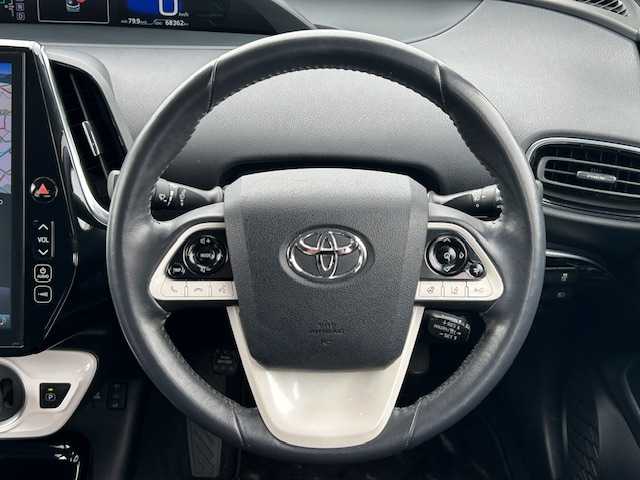 トヨタ プリウス ＰＨＶ S ナビパッケージ 茨城県 2017(平29)年 6.9万km アティチュードブラックマイカ 純正大型ナビ/クルーズコントロール/フルセグTV/Bluetooth搭載/パーキングアシスト機能/ドライブレコーダー/プラグインハイブリッド/ビルトインETC/オートライト/オートマチックハイビーム/エアバック/カーテンエアバック/横滑り防止機能/禁煙車/エンジンスタートボタン/衝突被害軽減システム/