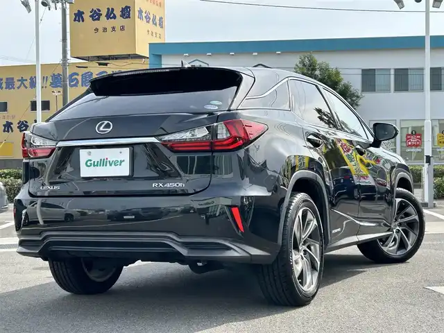 レクサス ＲＸ 450h バージョンL 愛媛県 2016(平28)年 10.7万km グラファイトブラックガラスフレーク 登録時走行距離：106256Km/純正メーカーOPメモリナビ/CD/DVD/BD/TV/BT/AM/FM/純正ビルトインETC2.0/全周囲カメラ/サンルーフ/カーテンエアバッグ/シートメモリー/レザーシート/パワーシート/全席シートヒーター/D+Nエアシート/電動セカンドシート/電動チルトステアリング/ステアリングヒーター/追従クルコン/横滑り防止装置/盗難防止装置/衝突軽減システム/前後コーナーセンサー/LEDヘッドライト/LEDフォグランプ/オートライト/オートハイビーム/フォグランプ/エンジンスタートボタン/スマートキー/純正アルミホイール/純正フロアマット