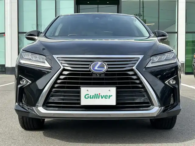 レクサス ＲＸ 450h バージョンL 愛媛県 2016(平28)年 10.7万km グラファイトブラックガラスフレーク 登録時走行距離：106256Km/純正メーカーOPメモリナビ/CD/DVD/BD/TV/BT/AM/FM/純正ビルトインETC2.0/全周囲カメラ/サンルーフ/カーテンエアバッグ/シートメモリー/レザーシート/パワーシート/全席シートヒーター/D+Nエアシート/電動セカンドシート/電動チルトステアリング/ステアリングヒーター/追従クルコン/横滑り防止装置/盗難防止装置/衝突軽減システム/前後コーナーセンサー/LEDヘッドライト/LEDフォグランプ/オートライト/オートハイビーム/フォグランプ/エンジンスタートボタン/スマートキー/純正アルミホイール/純正フロアマット