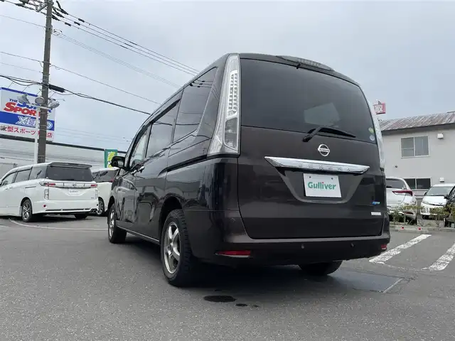 日産 セレナ 20X Vセレクション+セーフティ 道央・札幌 2016(平28)年 11.1万km インペリアルアンバーP 登録時走行距離110/845km/　４　W　D　/純正SDナビ(CD/DVD/FM/AM/SD/BT/USB)/ワンセグ（走行中視聴可能）/バックカメラ/全周囲カメラ/アイドリングストップ/ウィンカーミラー/クルーズコントロール（追従走行なし）/ドアバイザー/プッシュスタート/両側パワースライドドア/ETC/スペアキー×１/ウォークスルー/純正フロアマット/横滑り防止装置/コーナーセンサー/レーンキープアシスト/盗難防止装置/オートライト/衝突軽減ブレーキ/フォグランプ/ECOスイッチ/ステアリングスイッチ/イルミネーションコントロール/ヘッドライトレベライザー/電動格納ミラー/バニティミラー/ワイパー間欠時間コントローラー