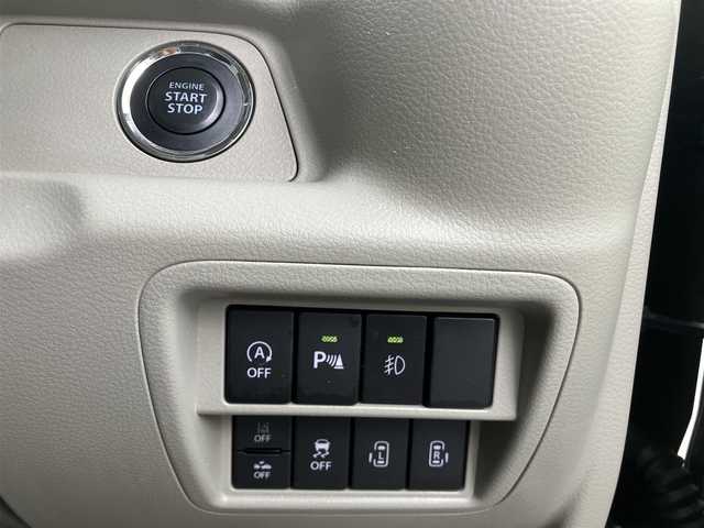 日産 ＮＶ１００クリッパー リオ G 三重県 2022(令4)年 2.5万km ＤグリーンＭ ナビ（FM/AM/Bluetooth/地デジTV/HDMI）/ETC/両側パワースライドドア/電動オートステップ(助手席側)/シートヒーター（運転席）/インテリジェントエマージェンシーブレーキ//　踏み間違い衝突防止アシスト//　エマージェンシーストップシグナル//　車線逸脱警報/ふらつき警報/先行車発進お知らせ//　ヒルアシスト/VDC/HIDヘッドランプ/オートライト/ハイビーム/メッキ枠付フロントフォグランプ/ボディ同色ドアミラー（電動オート格納機能/ウィンカー）/オートエアコンリアヒーター/オーバーヘッドシェルフ/USB電源ソケット/ソナー/インテリジェントキー/プッシュスタート/スペアキー
