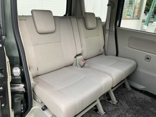 日産 ＮＶ１００クリッパー リオ G 三重県 2022(令4)年 2.5万km ＤグリーンＭ ナビ（FM/AM/Bluetooth/地デジTV/HDMI）/ETC/両側パワースライドドア/電動オートステップ(助手席側)/シートヒーター（運転席）/インテリジェントエマージェンシーブレーキ//　踏み間違い衝突防止アシスト//　エマージェンシーストップシグナル//　車線逸脱警報/ふらつき警報/先行車発進お知らせ//　ヒルアシスト/VDC/HIDヘッドランプ/オートライト/ハイビーム/メッキ枠付フロントフォグランプ/ボディ同色ドアミラー（電動オート格納機能/ウィンカー）/オートエアコンリアヒーター/オーバーヘッドシェルフ/USB電源ソケット/ソナー/インテリジェントキー/プッシュスタート/スペアキー