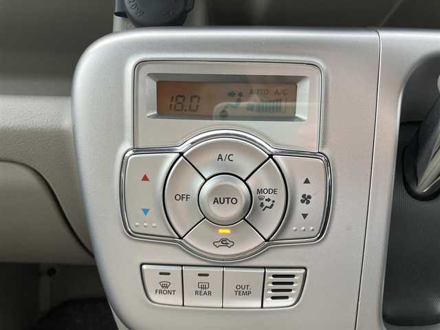 日産 ＮＶ１００クリッパー リオ G 三重県 2022(令4)年 2.5万km ＤグリーンＭ ナビ（FM/AM/Bluetooth/地デジTV/HDMI）/ETC/両側パワースライドドア/電動オートステップ(助手席側)/シートヒーター（運転席）/インテリジェントエマージェンシーブレーキ//　踏み間違い衝突防止アシスト//　エマージェンシーストップシグナル//　車線逸脱警報/ふらつき警報/先行車発進お知らせ//　ヒルアシスト/VDC/HIDヘッドランプ/オートライト/ハイビーム/メッキ枠付フロントフォグランプ/ボディ同色ドアミラー（電動オート格納機能/ウィンカー）/オートエアコンリアヒーター/オーバーヘッドシェルフ/USB電源ソケット/ソナー/インテリジェントキー/プッシュスタート/スペアキー