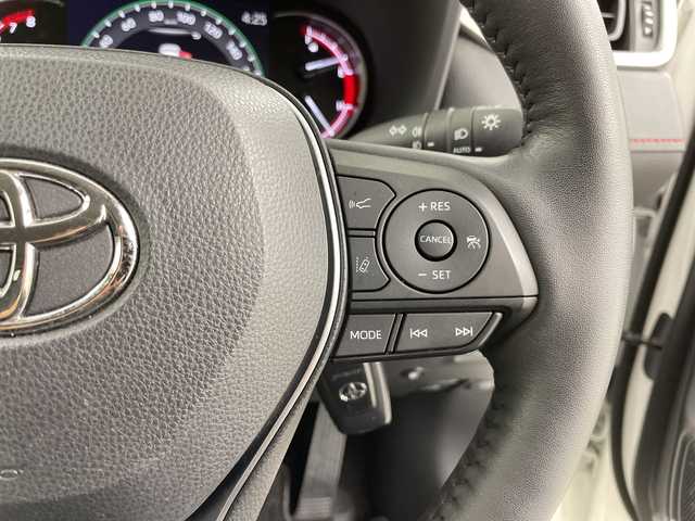 トヨタ ＲＡＶ４ アドベンチャー オフロードPKG 道央・札幌 2021(令3)年 4.6万km パール ・４WD/寒冷地仕様/・トヨタセーフティセンス/・プリクラッシュセーフティ/・レーダークルーズコントロール/・純正ディプレイオーディオ/・Bluetooth/USB/フルセグ/・パノラミックビューモニター/バックカメラ /・パワーバックドア /・レザーシート/運転席パワーシート/・運転席/助手席/シートヒーター/・運手席/助手席ベンチレーション/・純正エンジンスターター/・LED オートライト/オートハイビーム/・ブラインドスポットモニター/・AC100V/ETC