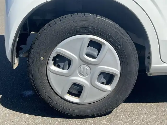 スズキ アルト F 秋田県 2020(令2)年 3.4万km スペリアホワイト ４WD/純正オーディオ（AM/FM/CD)/リモコンキー/純正アルミ/MTモード付AT/運転席シートヒーター/純正フロアマット/純正ドアバイザー/ヘッドライトレベライザー/キーレスエントリー/横滑り防止/盗難防止装置/寒冷地仕様/保証書/取扱説明書/記録簿