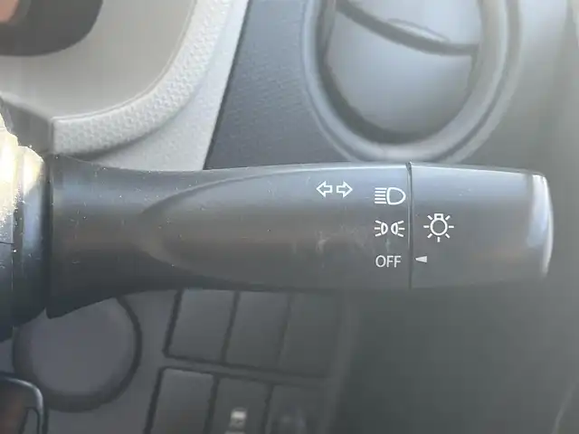 スズキ アルト F 秋田県 2020(令2)年 3.4万km スペリアホワイト ４WD/純正オーディオ（AM/FM/CD)/リモコンキー/純正アルミ/MTモード付AT/運転席シートヒーター/純正フロアマット/純正ドアバイザー/ヘッドライトレベライザー/キーレスエントリー/横滑り防止/盗難防止装置/寒冷地仕様/保証書/取扱説明書/記録簿