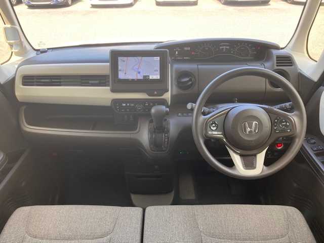ホンダ Ｎ ＢＯＸ L 愛媛県 2021(令3)年 3.7万km プラチナホワイトパール 社外ナビ(AVN-R87) /・CD Bluetooth SD /バックカメラ /ETC /片側パワースライドドア /衝突軽減ブレーキ /レーンキープアシスト /レーダークルーズコントロール /コーナーセンサー  /LEDヘッドライト/運転席/助手席シートヒーター/●左右独立式リアセンターアームレスト/●充電用USBジャック2個口/●2列めロールサンシェード/●運転席/助手席コンビニフック付シートバックテーブル