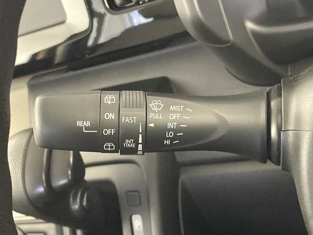 スズキ スペーシア HYBRID X 愛知県 2023(令5)年 0.1万km 黄 届出済未使用車/両側パワースライドドア/シートヒーター/コーナーセンサー/LEDヘッドライト/レーンキープアシスト/オートマチックハイビーム/オットマン/衝突軽減システム/ステアリングスイッチ/スマートキー/プッシュスタート