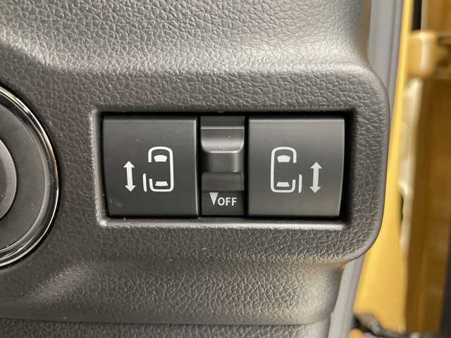スズキ スペーシア HYBRID X 愛知県 2023(令5)年 0.1万km 黄 届出済未使用車/両側パワースライドドア/シートヒーター/コーナーセンサー/LEDヘッドライト/レーンキープアシスト/オートマチックハイビーム/オットマン/衝突軽減システム/ステアリングスイッチ/スマートキー/プッシュスタート
