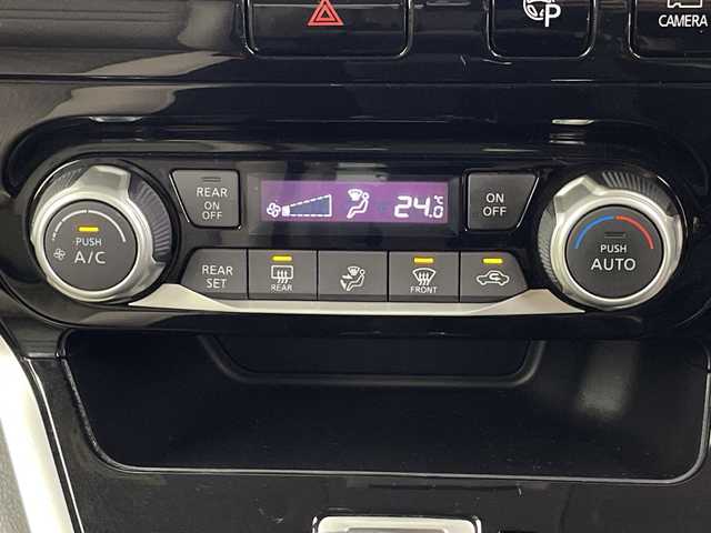 日産 セレナ ハイウェイスターVセレクションⅡ 埼玉県 2018(平30)年 5.8万km ブリリアントホワイトパール 純正ナビ/　(Bluetooth/iPod/CD/DVD/USB/FM/AM)/フルセグテレビ/全方位カメラ/純正フリップダウンモニター/ETC/両側パワースライドドア/パーキングアシスト/クルーズコントロール/衝突被害軽減ブレーキ/クリアランスソナー/プッシュスタート/オートLEDライト/純正フロアマット/純正16インチアルミホイール