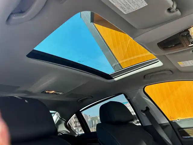 ＢＭＷ ７５０Ｌｉ 富山県 2010(平22)年 6.2万km 白 エナジーコンプリートカー/純正Fメカサス/純正フロアマット/純正ナビ/CD再生/全席パワーシート/シートヒーター/シートクーラー/イージークローザー