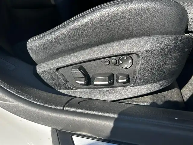 ＢＭＷ ７５０Ｌｉ 富山県 2010(平22)年 6.2万km 白 エナジーコンプリートカー/純正Fメカサス/純正フロアマット/純正ナビ/CD再生/全席パワーシート/シートヒーター/シートクーラー/イージークローザー