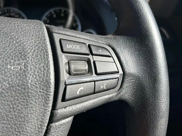 ＢＭＷ ７５０Ｌｉ 富山県 2010(平22)年 6.2万km 白 エナジーコンプリートカー/純正Fメカサス/純正フロアマット/純正ナビ/CD再生/全席パワーシート/シートヒーター/シートクーラー/イージークローザー