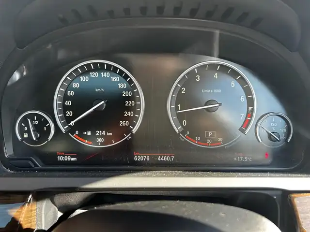 ＢＭＷ ７５０Ｌｉ 富山県 2010(平22)年 6.2万km 白 エナジーコンプリートカー/純正Fメカサス/純正フロアマット/純正ナビ/CD再生/全席パワーシート/シートヒーター/シートクーラー/イージークローザー
