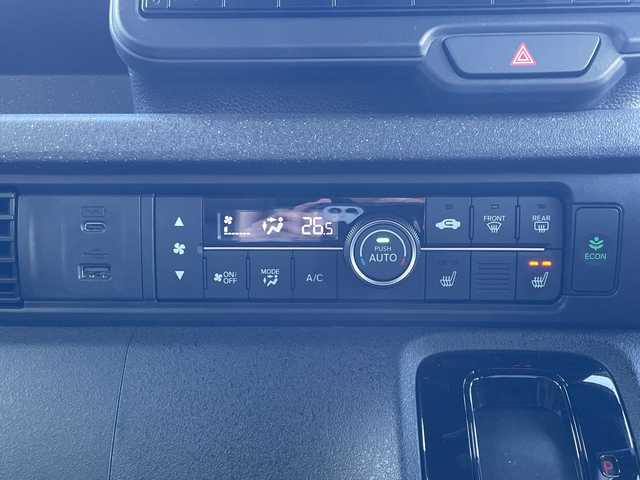 ホンダ Ｎ ＢＯＸ カスタム ターボ 群馬県 2024(令6)年 0.6万km クリスタルブラックパール ホンダセンシング/・LKA/・パーキングソナー/・衝突軽減ブレーキ/・踏み間違い/・オートハイビーム/純正メモリーナビ/（FM/AM/BT/）/フルセグTV/バックカメラ/両側パワースライドドア/シートヒーター（D席/N席）/ハーフレザー/オートブレーキホールド/プッシュスタート/LEDヘッドライト/純正フロアマット/純正AW