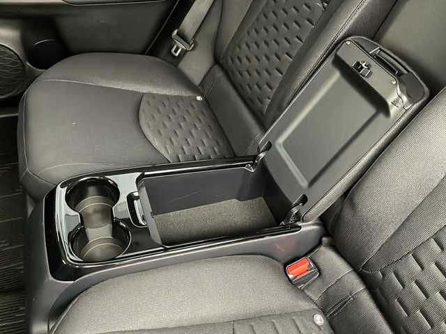 トヨタ プリウス ＰＨＶ Sナビパケ・セーフティプラス 新潟県 2018(平30)年 5.4万km ホワイトパールクリスタルシャイン 寒冷地仕様/11.6インチナビ/ USB/AUX/BT/フルセグ/バックカメラ/PCS/ICS/ACC/クリアランスソナー /オートハイビーム/LEDヘッドライト/フォグライト/バックフォグ/ステアリングヒーター/前席シートヒーター /パーキングアシスト/ビルトインETC2.0/前後ドライブレコーダー/スマートキー一体型エンジンスターター /オートリトラミラー /ミラーヒーター/フロントデアイサー/純正フロアマット/純正AWサマータイヤ積み込み