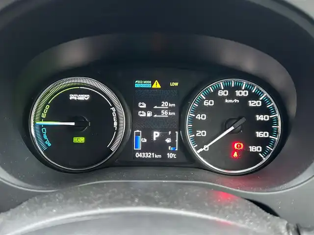 三菱 アウトランダー ＰＨＥＶ